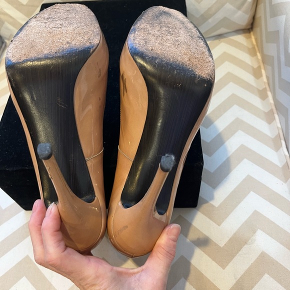 Stuart Weitzman nude peep toe high heels, size 9.5 - Picture 6 of 9